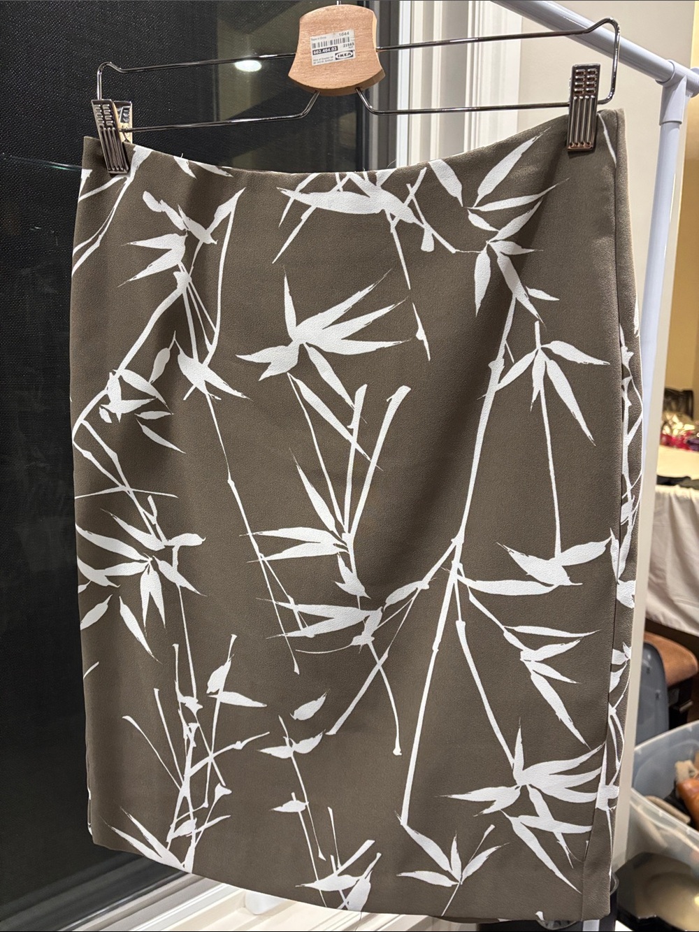 Banana Republic Olive Pencil Skirt with White Bamboo Print
